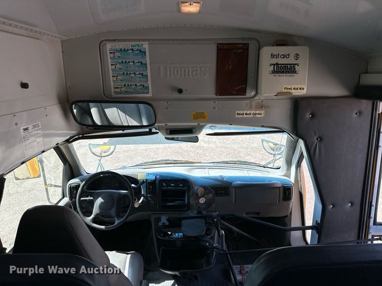 image for item NP9761 2001 Thomas  school bus