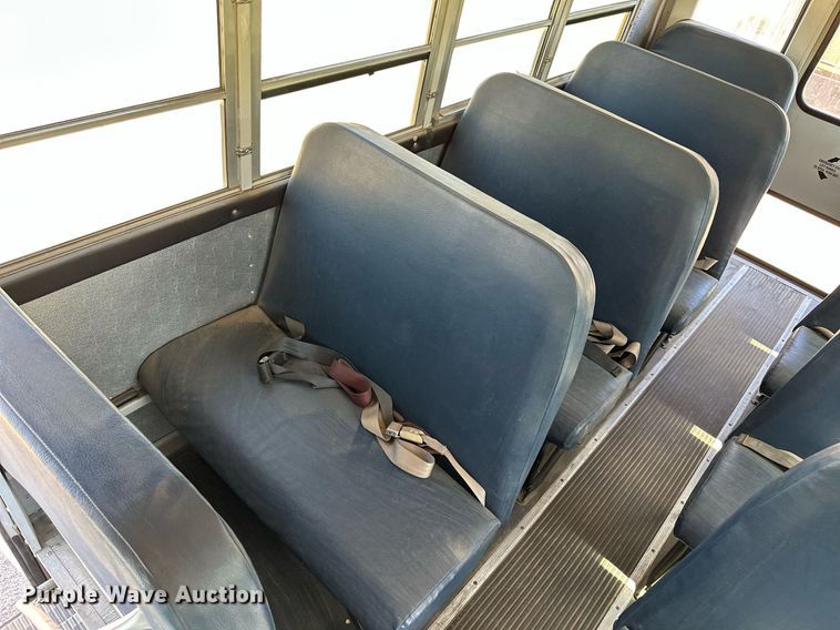 image for item NP9761 2001 Thomas  school bus