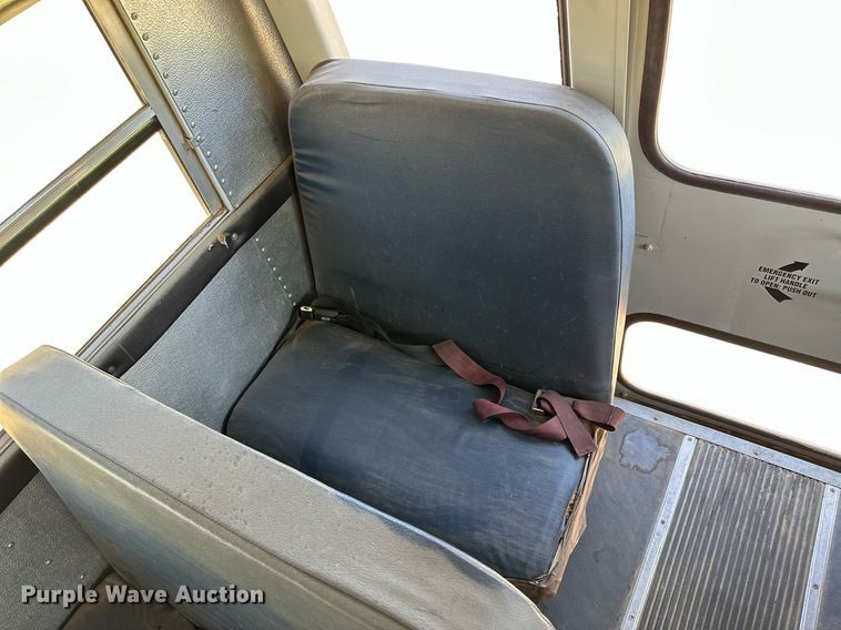 image for item NP9761 2001 Thomas  school bus