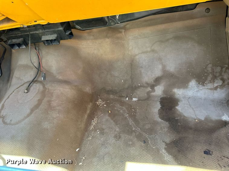 image for item NP9762 1987 Chevrolet Suburban  SUV