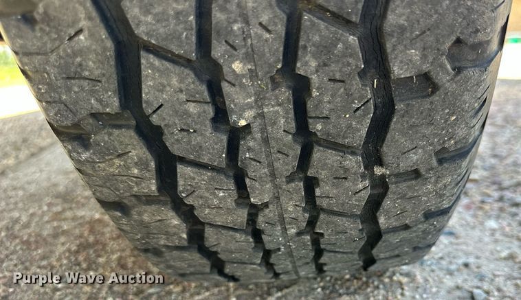 image for item NP9762 1987 Chevrolet Suburban  SUV