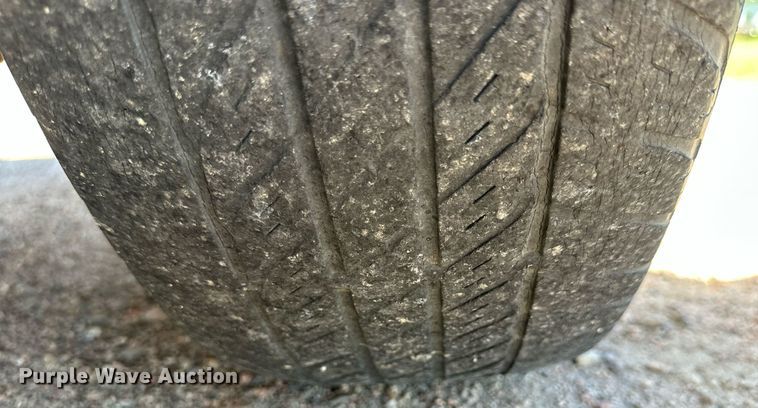 image for item NP9762 1987 Chevrolet Suburban  SUV