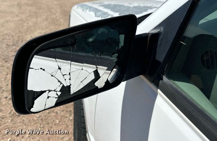 image for item NP9763 1996 Chevrolet Suburban  SUV