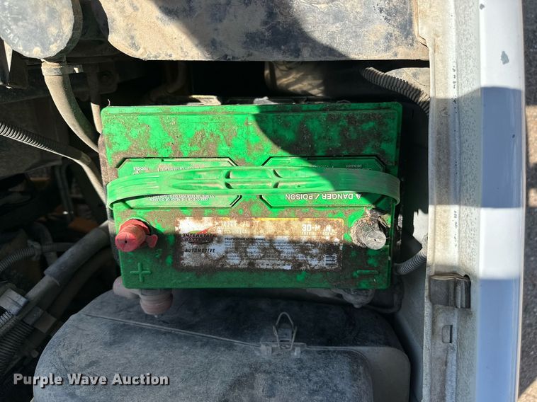 image for item NP9763 1996 Chevrolet Suburban  SUV