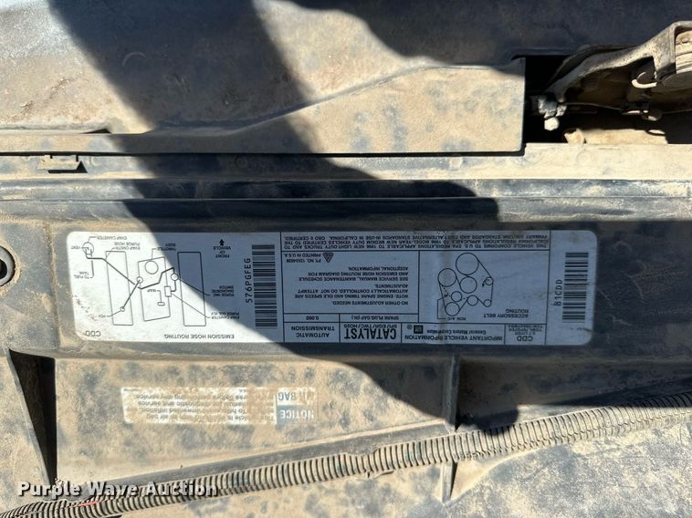 image for item NP9763 1996 Chevrolet Suburban  SUV