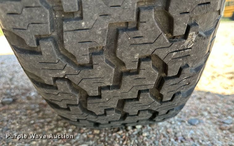 image for item NP9763 1996 Chevrolet Suburban  SUV