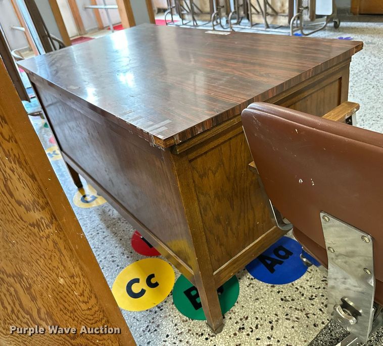 image for item NP9764 Furniture