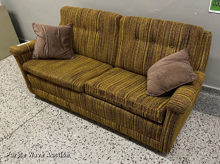 image for item NP9767 6' W Couch