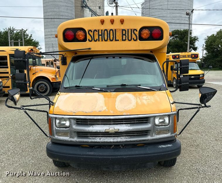 image for item NP9788 1999 Chevrolet Express 3500  school bus