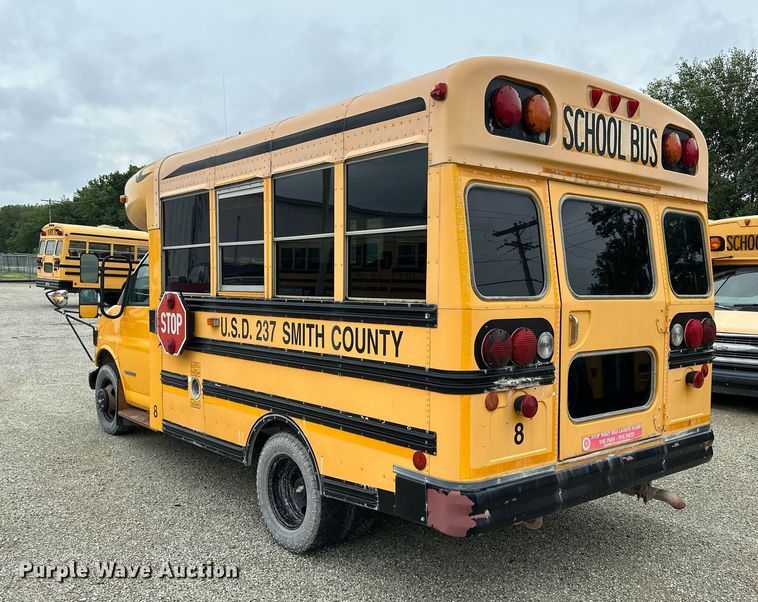 image for item NP9788 1999 Chevrolet Express 3500  school bus