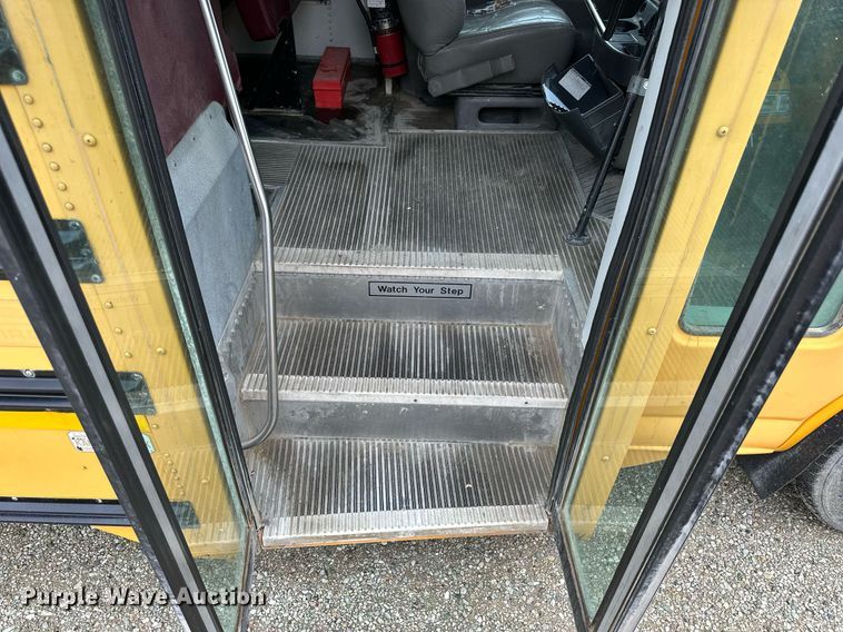 image for item NP9788 1999 Chevrolet Express 3500  school bus