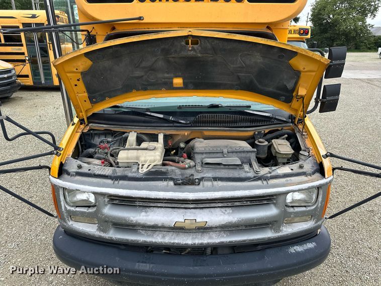image for item NP9788 1999 Chevrolet Express 3500  school bus
