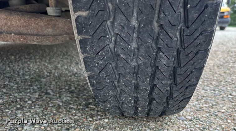 image for item NP9788 1999 Chevrolet Express 3500  school bus