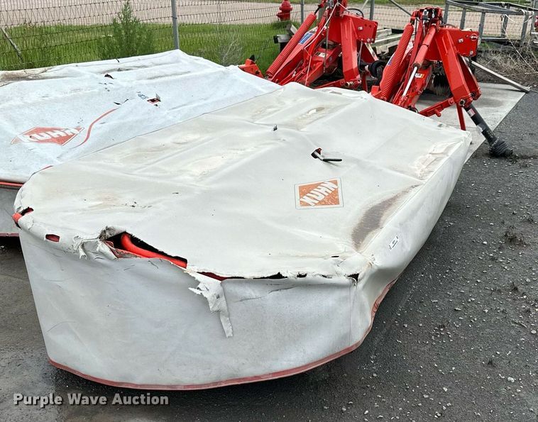 image for item NP9791 Kuhn GMD310HD  disc mower