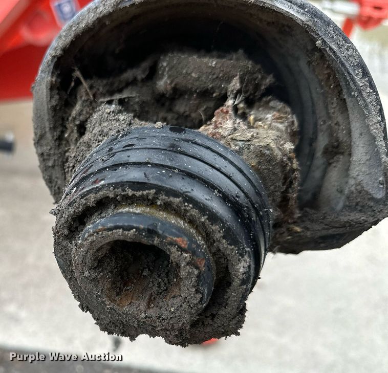 image for item NP9791 Kuhn GMD310HD  disc mower