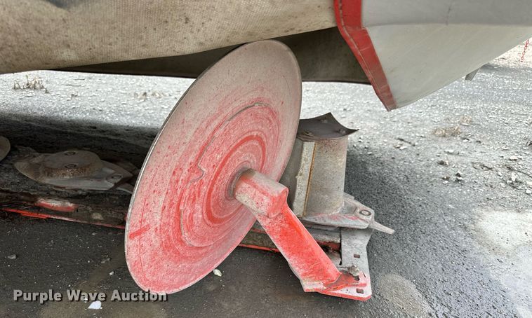 image for item NP9791 Kuhn GMD310HD  disc mower