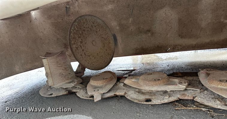 image for item NP9791 Kuhn GMD310HD  disc mower