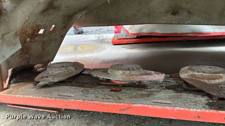 image for item NP9792 Kuhn GMD310HD  disc mower