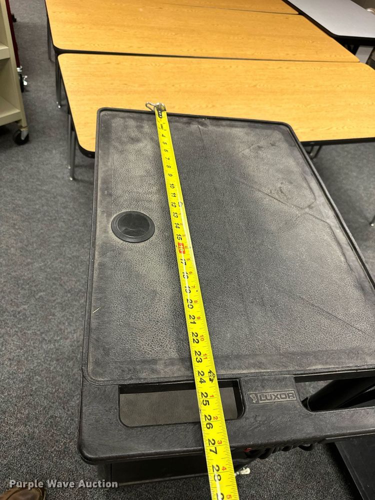 image for item NP9799 (2) media carts