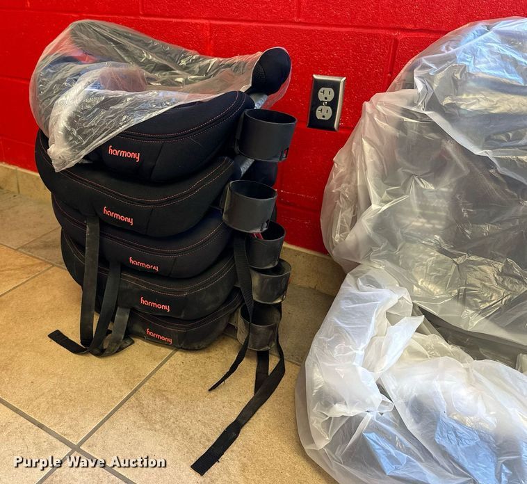 image for item NP9803 (15) car seats