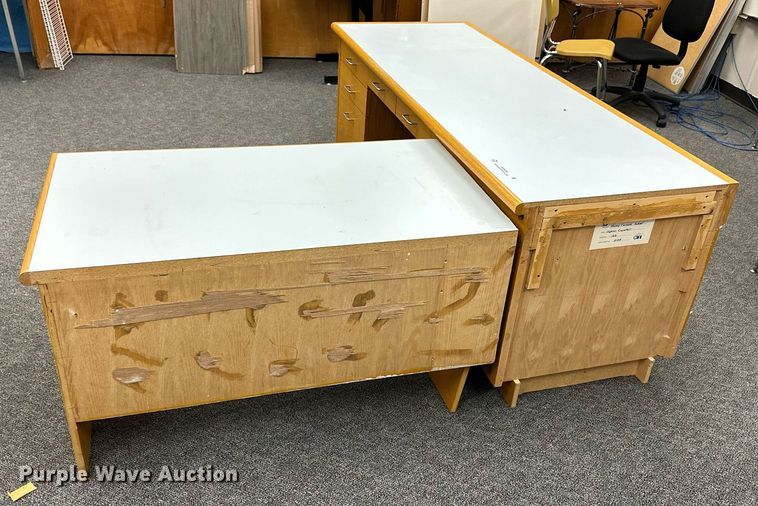 image for item NP9806 Desk