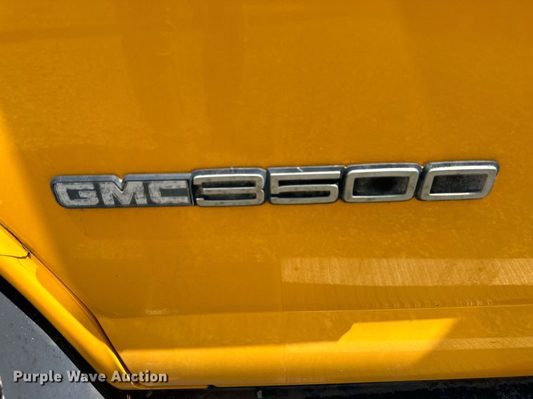 image for item NP9807 1998 GMC Savana G3500  school bus