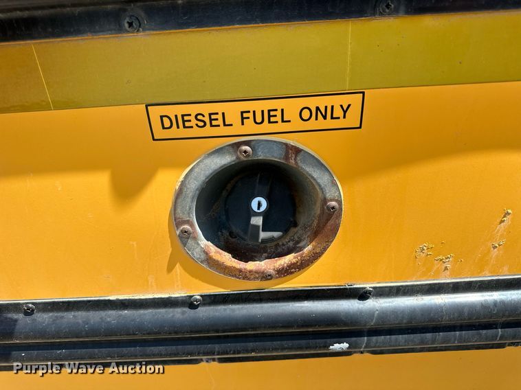 image for item NP9807 1998 GMC Savana G3500  school bus