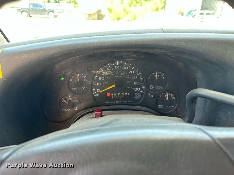 image for item NP9807 1998 GMC Savana G3500  school bus