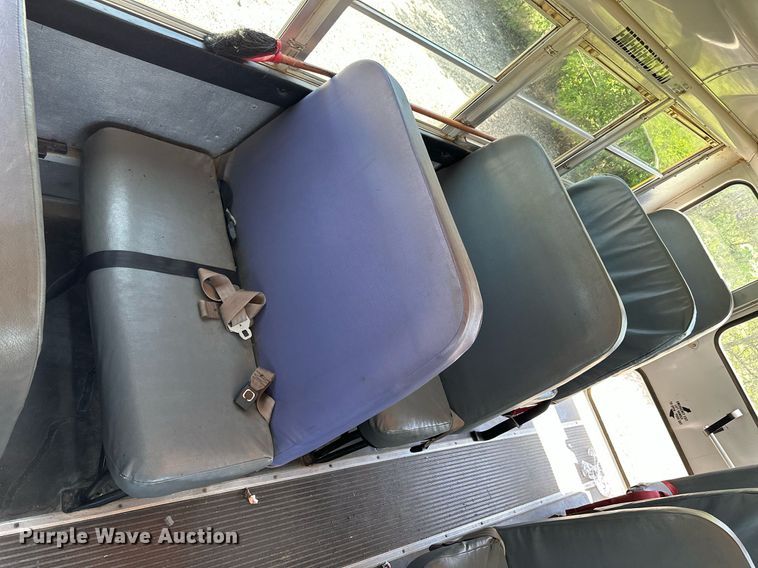 image for item NP9807 1998 GMC Savana G3500  school bus