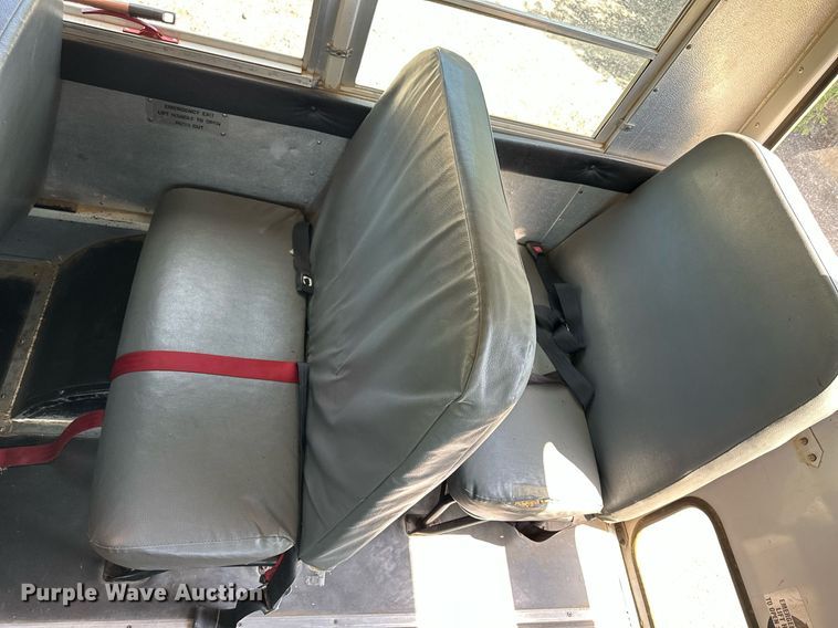 image for item NP9807 1998 GMC Savana G3500  school bus