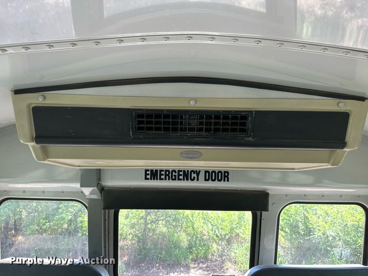 image for item NP9807 1998 GMC Savana G3500  school bus