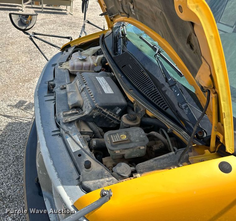 image for item NP9807 1998 GMC Savana G3500  school bus