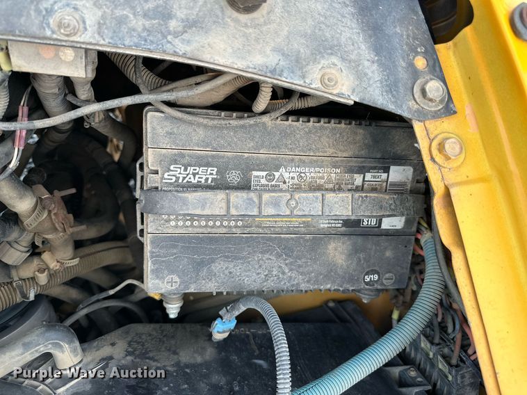 image for item NP9807 1998 GMC Savana G3500  school bus