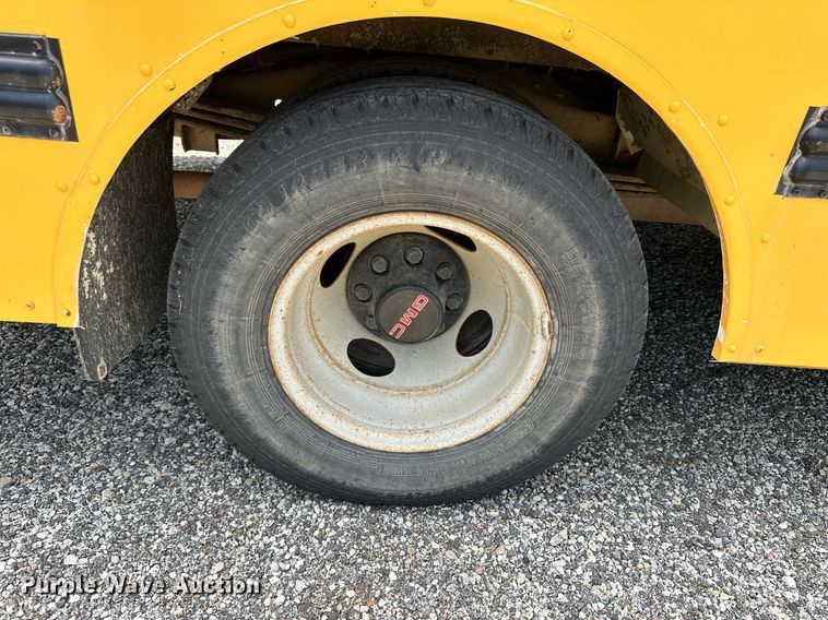 image for item NP9807 1998 GMC Savana G3500  school bus