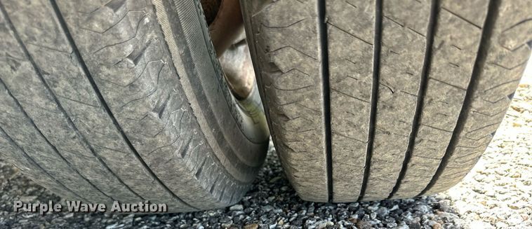 image for item NP9807 1998 GMC Savana G3500  school bus