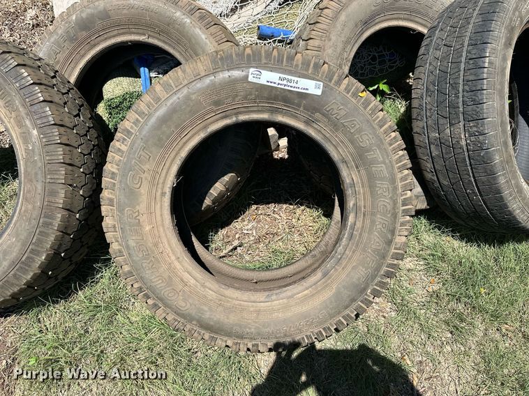 image for item NP9814 (5) 225/75R16 tires