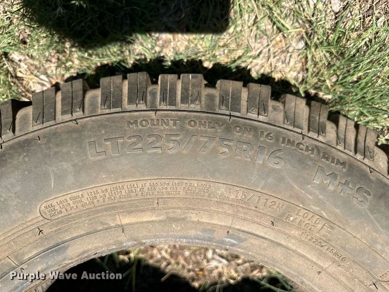 image for item NP9814 (5) 225/75R16 tires