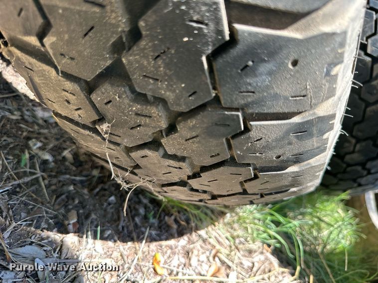 image for item NP9814 (5) 225/75R16 tires