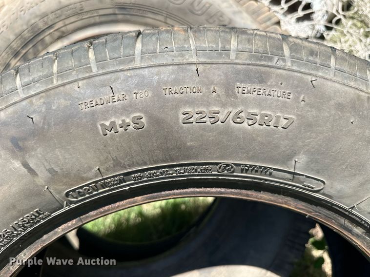 image for item NP9814 (5) 225/75R16 tires