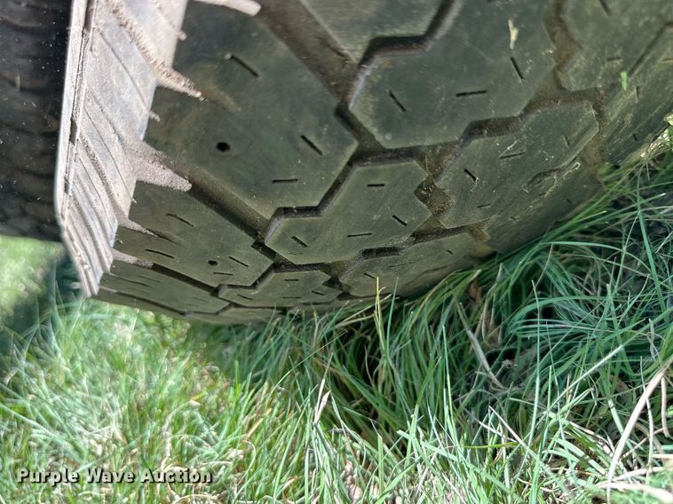 image for item NP9814 (5) 225/75R16 tires