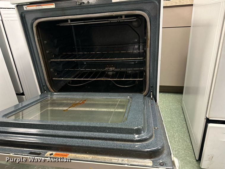 image for item NP9821 (4) Amana ovens