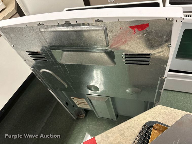 image for item NP9821 (4) Amana ovens