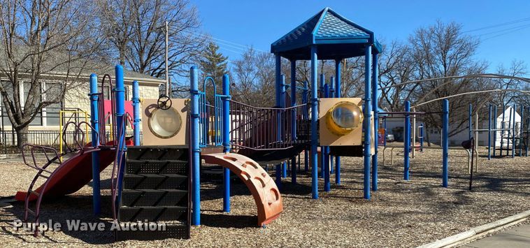 image for item NX9682 Playground equipment