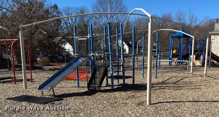 image for item NX9682 Playground equipment