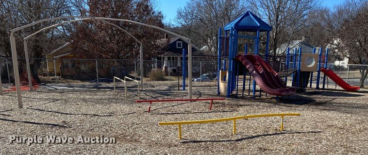 image for item NX9682 Playground equipment