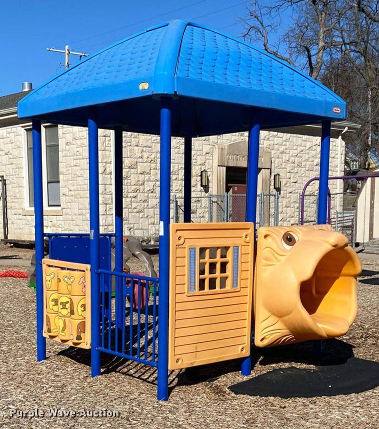 image for item NX9682 Playground equipment