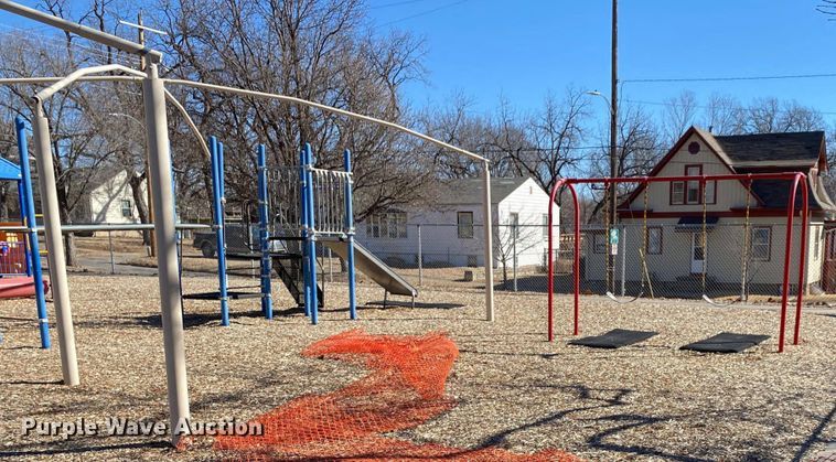 image for item NX9682 Playground equipment