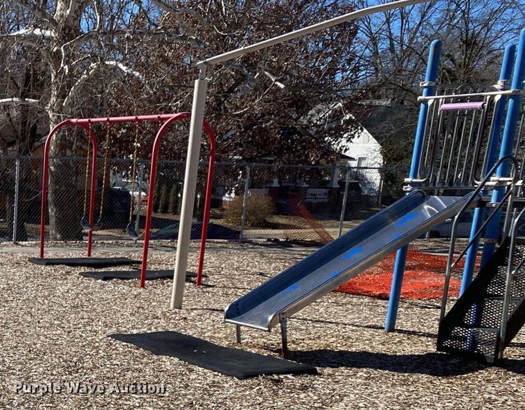 image for item NX9682 Playground equipment