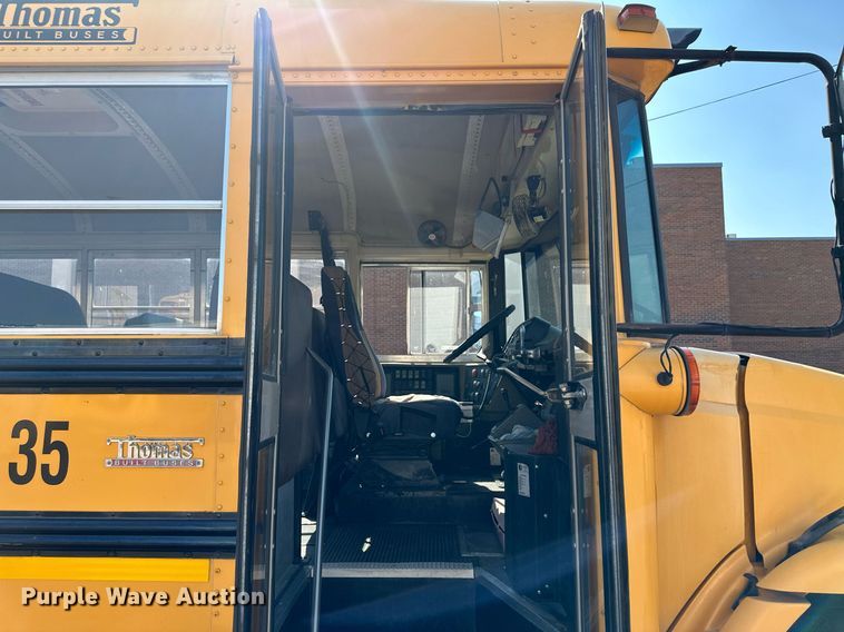 image for item NY9262 2000 Thomas  school bus