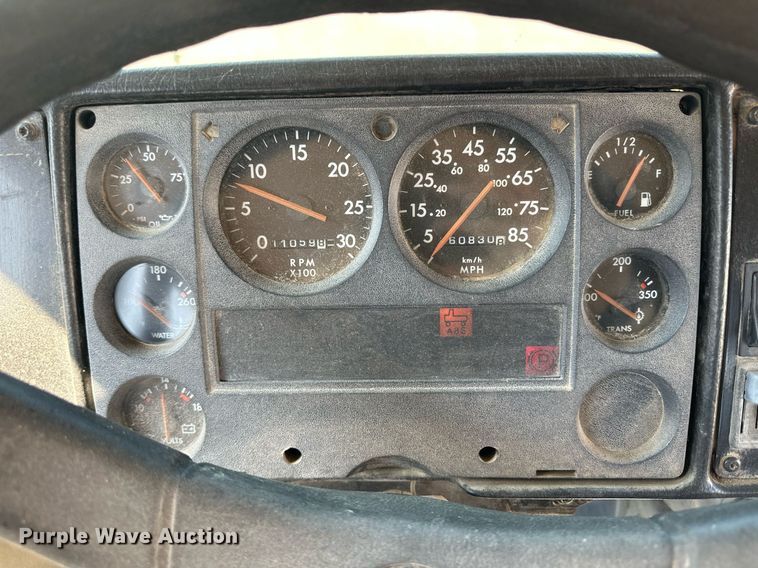 image for item NY9262 2000 Thomas  school bus